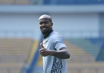Debut Gol untuk Persib, Gervane Kastaneer Jawab Keraguan soal Kondisi Mata