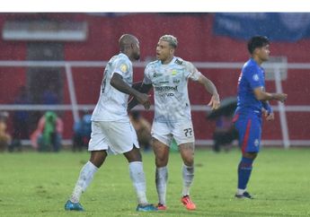 Buang Mailson dan Rekrut Kastaneer, Bojan Hodak Bisa Tenang Persib Punya Striker Pelapis yang Tajam