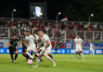 Hasil Liga 1 - Diwarnai Insiden Berdarah, Debut Pieter Huistra Tercoreng usai PSS Ditaklukkan Malut United