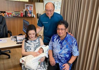 Keajaiban di Usia 47 Tahun: Kehadiran Buah Hati Pertama Setelah 20 Tahun Menanti