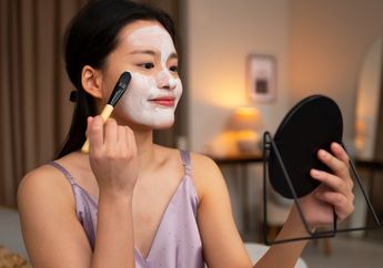 Masker Alami Dua Bahan untuk Menyamarkan Keriput dan Garis Halus, Coba di Rumah!