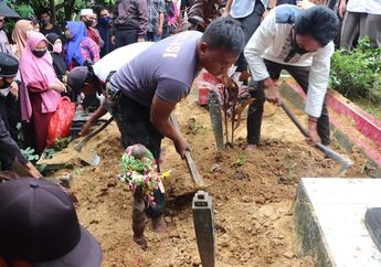 Sosok Bripka Joko, Polisi di Samarinda yang Bantu Gali Kubur Gratis untuk Warga Tak Mampu