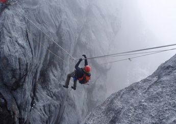 3 Kasus Pendaki Gunung Carstensz yang Meninggal Dunia, Ada yang Tertimpa Batu sampai Diterpa Badai Salju