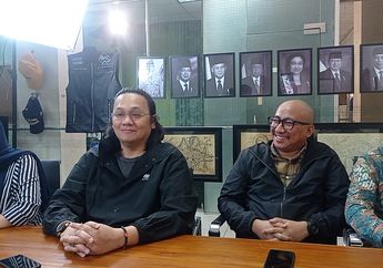 Viral Lagi Firdaus Oiwobo Ngamuk Diduga Ingin Ikut Sidang, Farhat Abbas: Tahu Diri Lah, Malu Dikit!