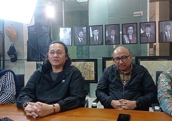 Farhat Abbas Sarankan Firdaus Oiwobo Minta Razman Arif Nasution Biayai Seumur Hidupnya