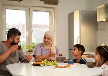 5 Arti Mimpi Bertemu Keluarga Jauh Saat Ramadan, Lambang Kerinduan dan Silaturahmi yang Tak Boleh Dilewatkan