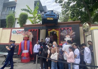 Rano Karno Buka Rumah untuk Jadi Tempat Silaturahmi, Masyarakat yang Ingin Masuk Terpaksa Dibagi