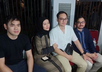 Tahlilan 7 Hari Meninggalnya Ray Sahetapy, Ayu Azhari hingga Dwi Yan Ikut Yasinan