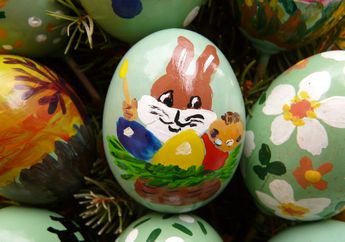 Mengapa Hari Paskah Sangat Identik dengan Telur dan Kelinci?