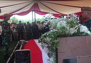 Pemakaman Hotma Sitompul Digelar Secara Militer dan Agama