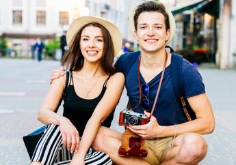 6 Tanda-tanda Pasangan Selingkuh dari Gaya Berfoto, Bahasa Tubuh Tak Bisa Bohong