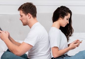 Tak Perlu Sadap Ponsel, Ini 7 Bahasa Tubuh yang Bisa Jadi Sinyal Pasangan Anda Selingkuh