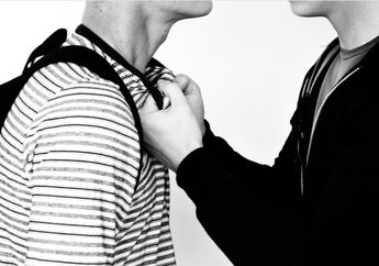 7 Arti Mimpi Berantem yang Jarang Diketahui, Benarkah Pertanda Buruk?