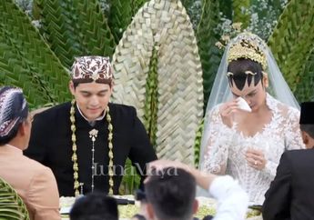 Tangis Luna Maya Pecah Usai Maxime Bouttier Lancar Ucap Ijab Kabul