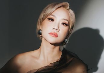 Tampilan Glamor Bunga Citra Lestari Kenakan Dress Ivan Gunawan di Indonesian Idol 2025