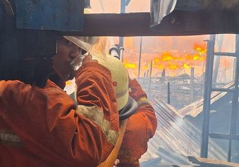 Kebakaran di Kapuk Muara Hanguskan 450 Rumah Warga, 120 Personel Pemadam Kebakaran Terjun ke Lapangan