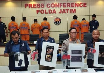 Kronologi Terbongkarnya Grup WA Penyuka Sesama Jenis yang Berisi Ratusan Member, Polda Jatim Ungkap Tujuannya!