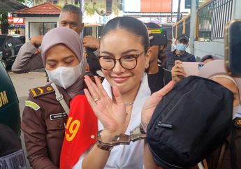 Nikita Mirzani Sampaikan Dirinya Bukan Gembong Narkoba dan Teroris, Minta sang Anak Tak Perlu Takut!