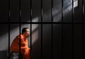 Arti Mimpi Masuk Penjara, Pertanda Kurangnya Kebebasan?