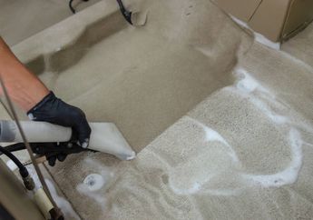 Cara Ampuh Menghilangkan Bau Pesing di Sofa, Manfaat Bahan di Rumah