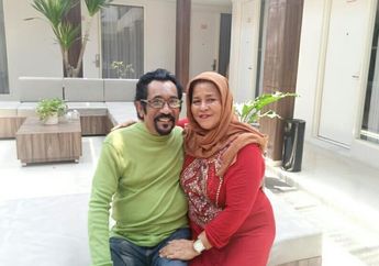 Tangis Istri Hamdan ATT Pecah di Rumah Duka: Saya Ikhlas Merawatnya