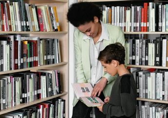 Seperti Pahlawan Super di Semesta Perpustakaan, Ini Uniknya Profesi Pustakawan