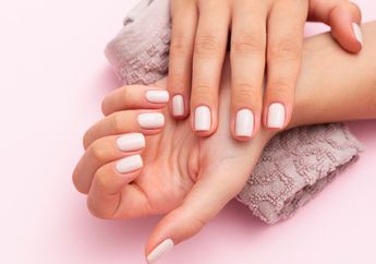 5 Tips Mengatasi Kuku Rusak Akibat Kutek Gel, Bantu Kembalikan Kesehatan Kuku!