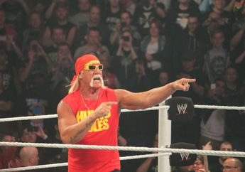 Hulk Hogan Wafat: Mengapa Orang Menonton WWE Meski Tahu Itu 'Bohong'?