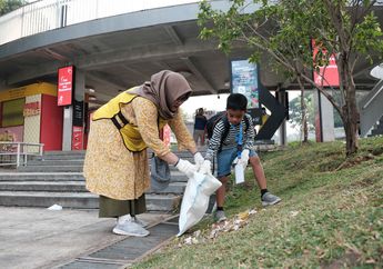 City Clean Up: Saat Para Pahlawan Cilik Beraksi Bersihkan Taman Literasi