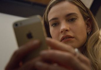 Sinopsis Film Swiped yang Dibintangi Lily James, Kisah Nyata Pendiri Aplikasi Kencan Bumble