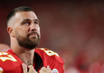 Profil Travis Kelce, Atlet Football Amerika yang Resmi Lamar Taylor Swift Pakai Berlian Senilai Rp 9 M