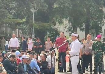 Dedi Mulyadi Temui dan Dialog Bersama Mahasiswa di Depan Gedung Sate, Ungkap Pengalaman Jadi Aktivis Kampus