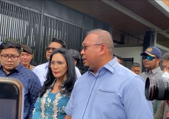 Wakili DPR, Rieke Diah Pitaloka dan Andre Rosiade Temui dan Terima 17+8 Tuntutan Rakyat