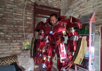 Sempat Dikira Ambil Patung Iron Man Milik Sahroni, Perajin Kostum di Tulungagung Ini Ketiban Durian Runtuh