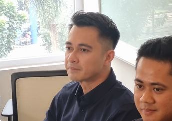 Eza Gionino Ungkap Pemicu Cerai, Pernah Berlutut Minta Maaf ke Istri karena Hal Ini