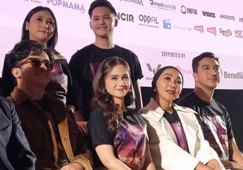 Sinopsis Film Dilanjutkan Salah Disudahi Perih, Komedi Romantis Mikha Tambayong dan Kevin Ardilova