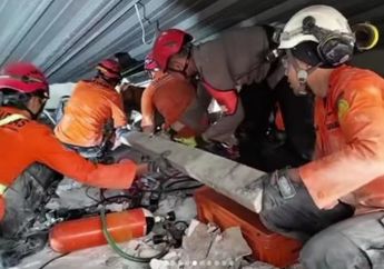 Tangan Santri Diamputasi karena Terjepit Reruntuhan Ponpes Al Khoziny, Keluarga Sempat Protes