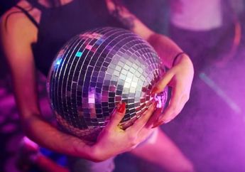 Viral! Mahasiswi UNS Penerima KIP-K Terciduk Dugem, Pihak Kampus Ambil Langkah Tegas Cabut Beasiswa