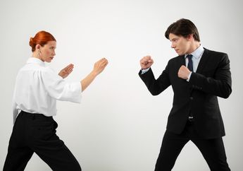 7 Arti Mimpi Bertemu Musuh, Pertanda Akan Ada Konflik hingga Keberhasilan