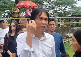 Sering Jamming Bareng, Once Ungkap Mimpi Rekaman Bareng Mendiang Ayah Mertua yang Gagal Terwujud