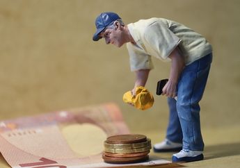 5 Arti Mimpi Nemu Uang di Jalan,  Simbol Pertolongan dan Peluang