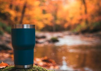 5 Rekomendasi Tumbler Lokal 2025 yang Tahan Panas & Dingin, Multifungsi, dan Cocok Dibawa Kemana Aja