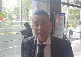 Hotman Paris Dapat Kado Natal 2025 dari Presiden Prabowo, Isinya Mirip MBG Versi Premium!