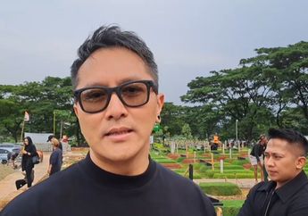 Ziarah ke Makam Gary Iskak, Demian Aditya: Pengin Intimate