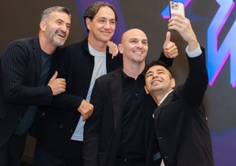 Gokil! Raffi Ahmad Gandeng 3 Legenda Sepak Bola Italia untuk Tanding di Padel Wars International