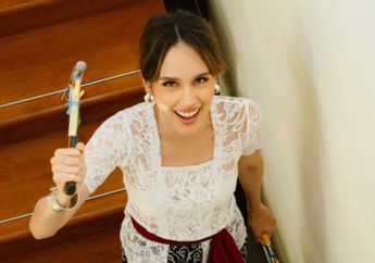 Tolak Jalan Pintas untuk Menjadi Cantik, Cinta Laura Serukan Kecantikan dari Dalam