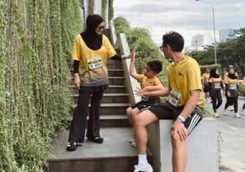 Potret Family Goals! Citra Kirana dan Rezky Aditya Rayakan 3K Pertama Athar di Family Run