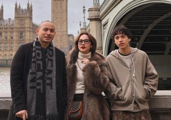 Intip Potret BCL dan Tiko Aryawardhana Saat Mengantar Noah Sinclair ke Winter Camp di London