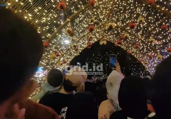 Jakarta Lights Festival Hiasi Bundaran HI, Warga Padati Lokasi Nikmati Dekorasi Natal