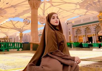 Tahun Terberat Usai Bercerai, Tasya Farasya Rayakan Tahun Baru dengan Ibadah Umrah